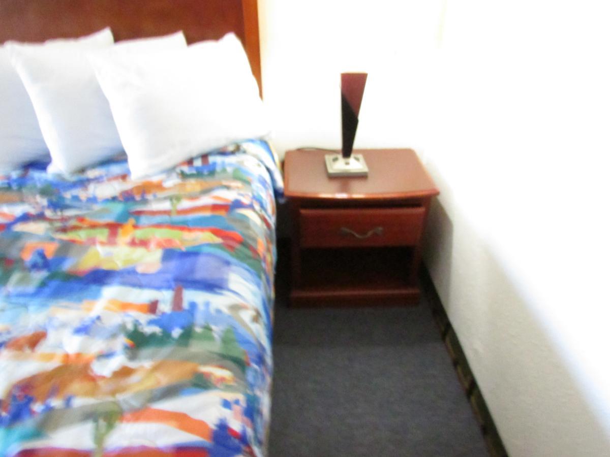 Downtown Parsons,tn Motel 2*